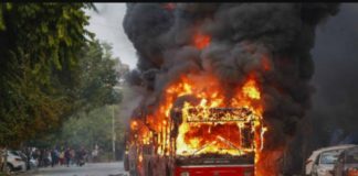 டிரம்ப் வருகை- டெல்லி கலவரம்