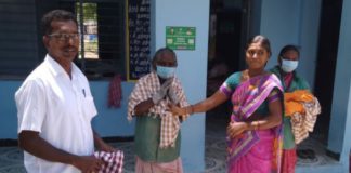 பாராட்டப்பட்ட தூய்மை பணியாளர்கள்-அயன்கரிசல்குளம் ஊராட்சி