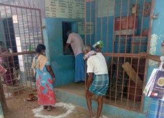 சமூக இடைவெளி கடைபிடிக்கும் மம்சாபுரம் ஊராட்சி