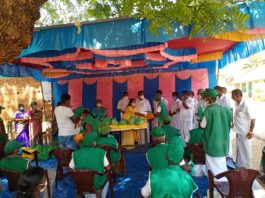 ஊராட்சி தூய்மைப் பணியாளர்களுக்கு கொரோனா நிவாரண பொருட்கள்.