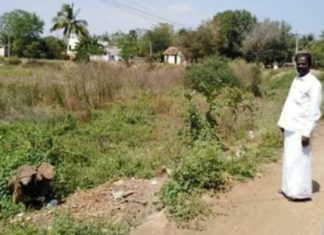 மழை காலத்தை வரவேற்க ஏரியை தூர்வாரும் ஏ.வேலங்குடி ஊராட்சி