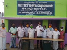 தூய்மை பணியாளர்களுக்கு நிவாரண பொருட்கள் வழங்கிய ஒகளூர் ஊராட்சி