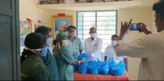 ஓசூர் ஊராட்சியில் உள்ளாட்சி பணியாளர்களுக்கு நிவாரண பொருள்