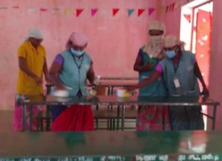 பத்தாம் வகுப்பு தேர்வுக்கு பள்ளியை தயார் செய்த சருகுவலையப்பட்டி ஊராட்சி