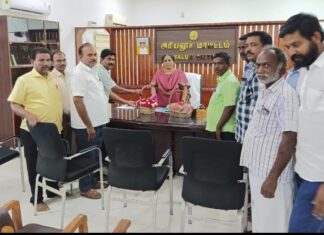 அரியலூர் மாவட்ட ஆட்சியருடன் ஊராட்சி செயலாளர்கள் சங்க நிர்வாகிகள் சந்திப்பு