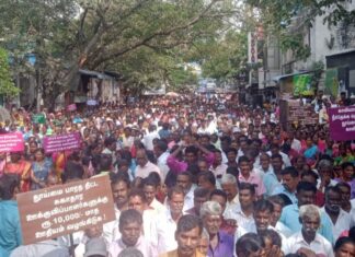 தலைநகரை குலுங்க வைக்கும் ஊரக உள்ளாட்சி பணியாளர்கள் போராட்டம்