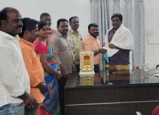 திட்ட இயக்குநருக்கு இதய நன்றி கூறிய ஊராட்சி செயலாளர்கள்