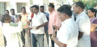 போராட்டத்தில் ஒன்று சேர்ந்த ஊரக வளர்ச்சித்துறை சங்கங்கள்