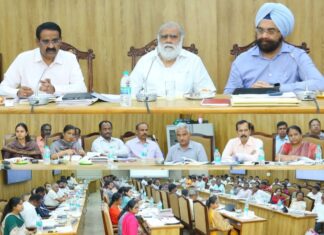 அமைச்சர் தலைமையில் ஆய்வு கூட்டம்