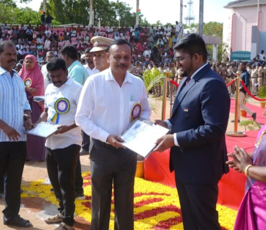 நெல்லை மற்றும் விருதுநகரில் விருது வழங்கல் -சுதந்திர தினம்